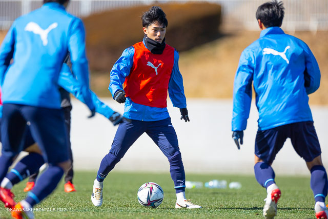 MF10 / 大島僚太選手